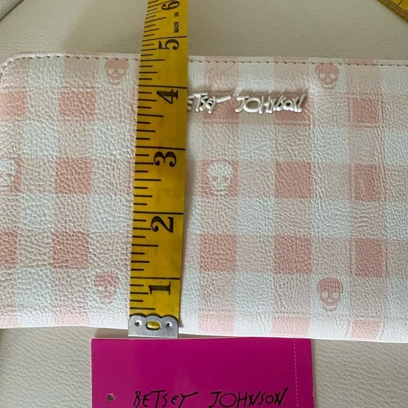 Betsey Johnson Pink and White Checkered Wallet - Picture 8 of 9